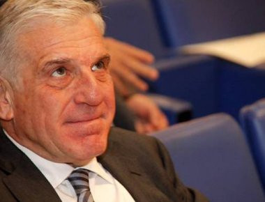 Δίωξη για δωροδοκία και ξέπλυμα 